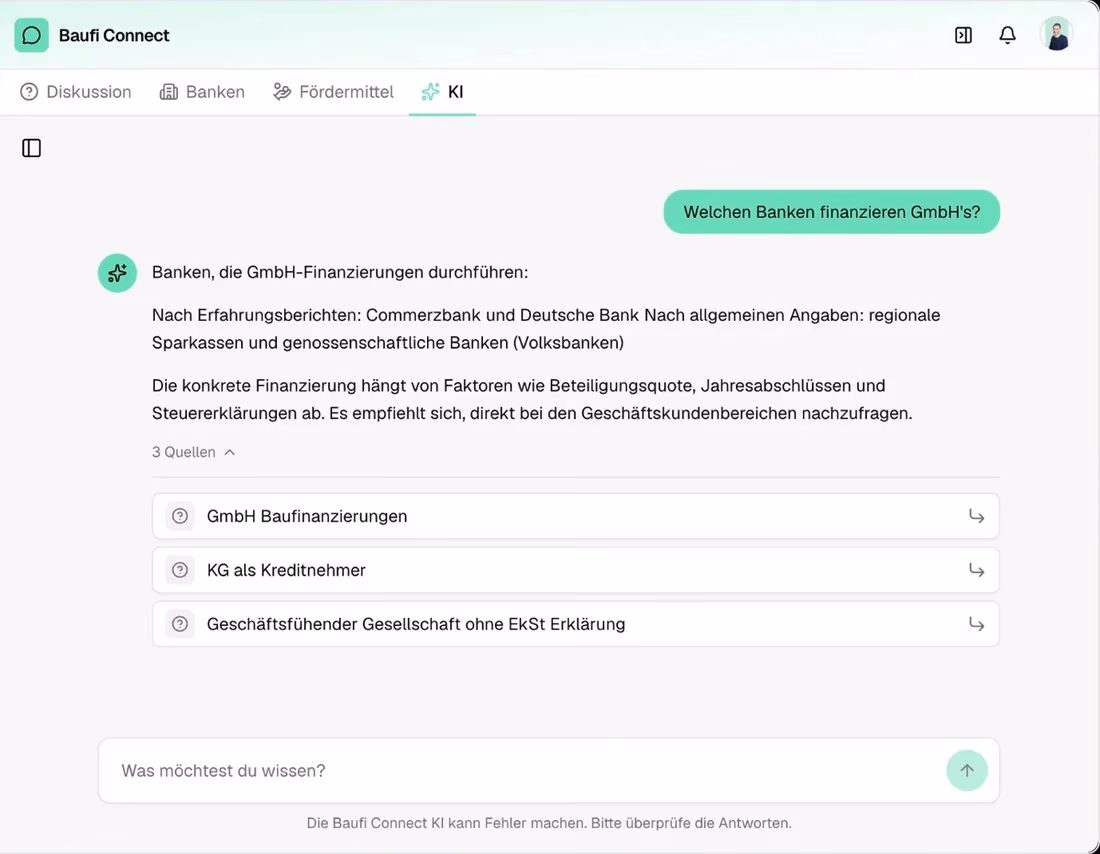 KI-Antwort mit passenden Banken und Quellenangaben in Baufi Connect